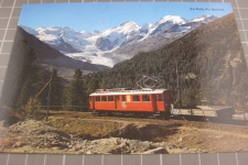 Bernina Montebello mit Zug 