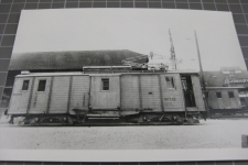 Güterbahnhof mit Triebwagen WTB