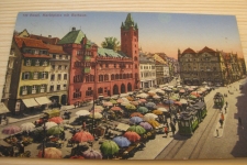 Basel Marktplatz mit Tram