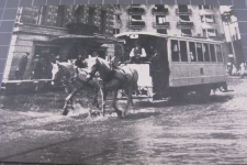 Luzern Schwanenplatz mit Tram 
