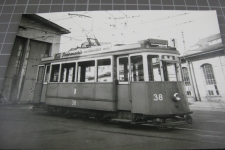 Luzern Neustadt mit Tram vor Depot