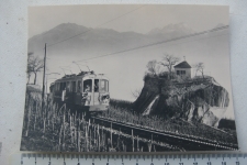 Pierre des Marmettes mit Zug