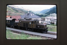 RhB Lavin mit Krokodil