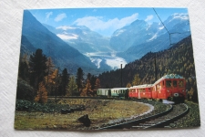 Berninabahn Montebello mit RhB Zug 
