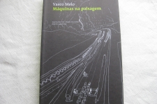 Maquinas na paisagem