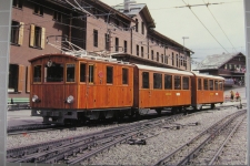 Kleine Scheidegg mit Jungfrau Bahn 