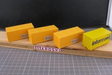 3 Röwa und 1 unbekannter  Container 