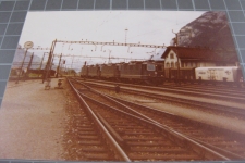 Erstfeld Bahnhof mit Zug 
