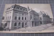 Lausanne Kantonalbank und Post mit Tr