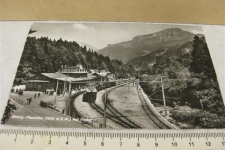 Brünig Passhöhe mit Zug