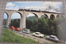 Weissenbach-Viadukt mit Zug