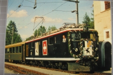 Cinous-chel Brail mit RhB Lok 