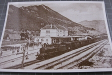 Bahnhof Brunnen mit Dampfzug
