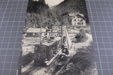 Grünenwald mit Klappbrücke und Zug 