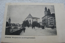 Zürich Wasserkirche mit Rössli Tram