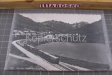 Oberalpsee mit Bahn