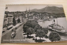 Luzern Schweizerhofquai mit Schiff