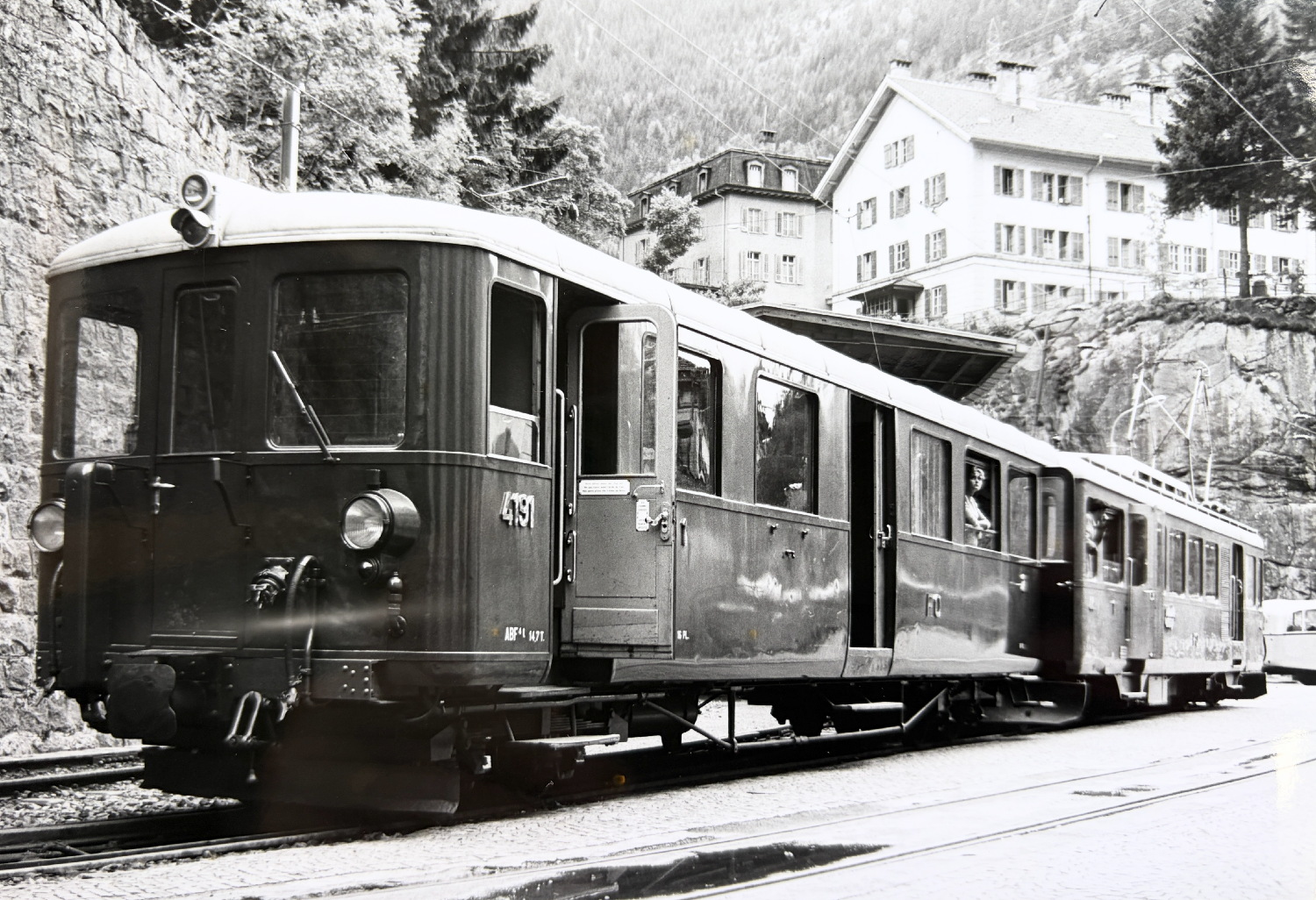 035-80.JPG